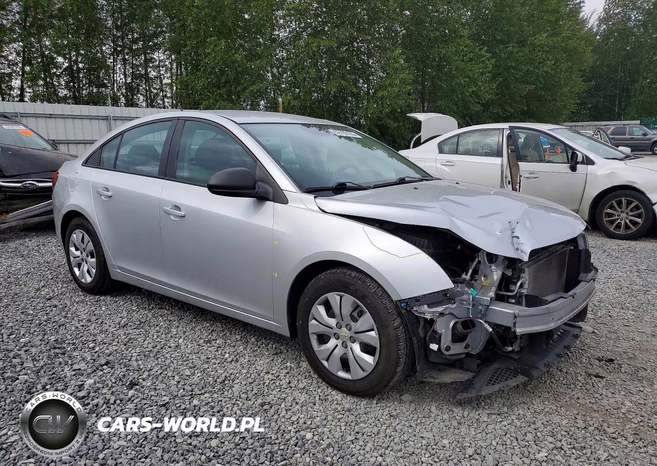 2014 Chevrolet Cruze Ls VIN:1G1PA5SG9E7227245 - 4
