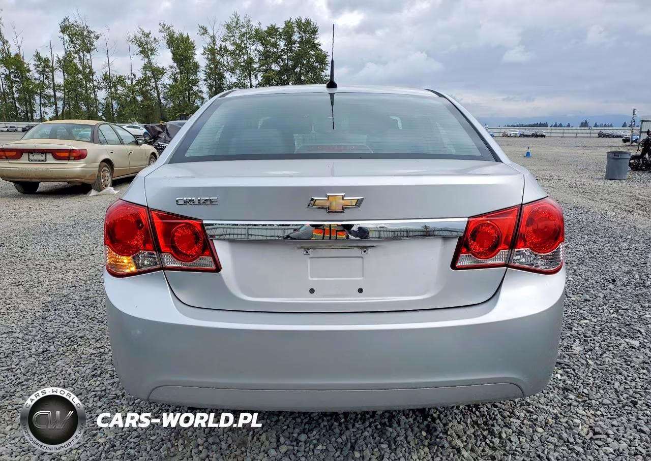 2014 Chevrolet Cruze Ls VIN:1G1PA5SG9E7227245 - 6