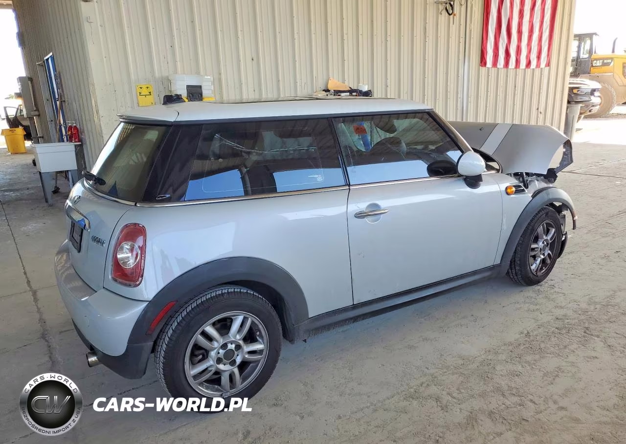 2013 Mini Cooper VIN:WMWSU3C53DT683772 - 3