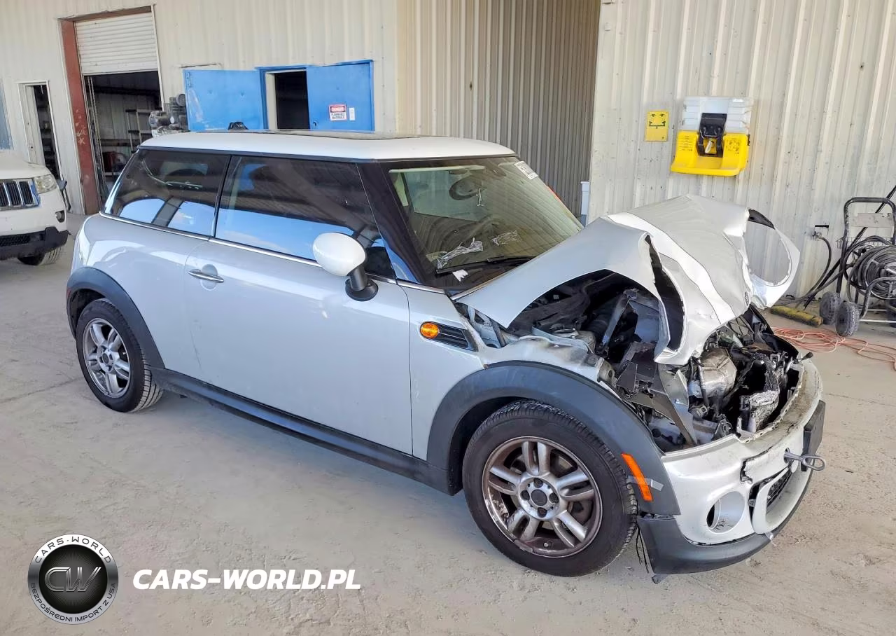 2013 Mini Cooper VIN:WMWSU3C53DT683772 - 4