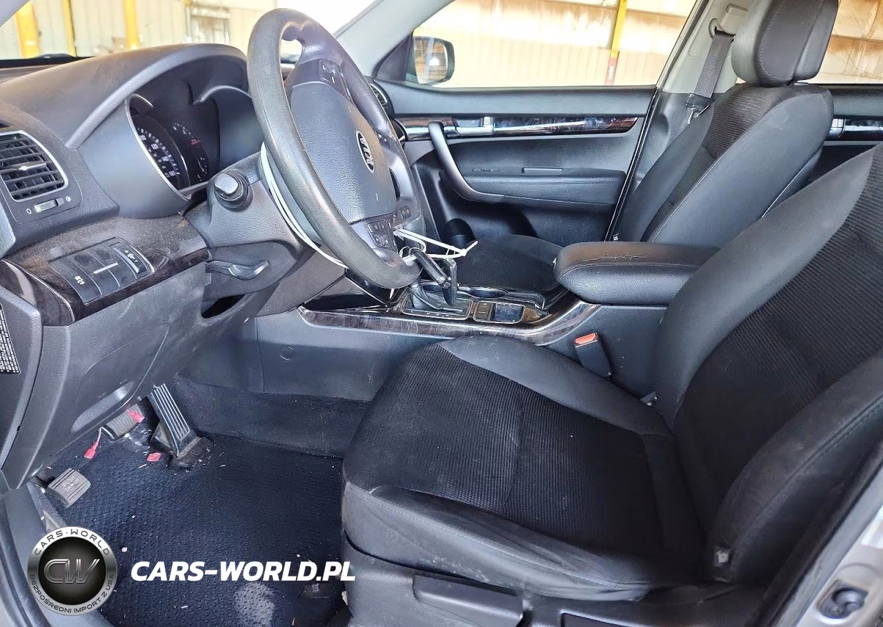 2015 Kia Sorento VIN:5XYKT3A60FG551794 - 7