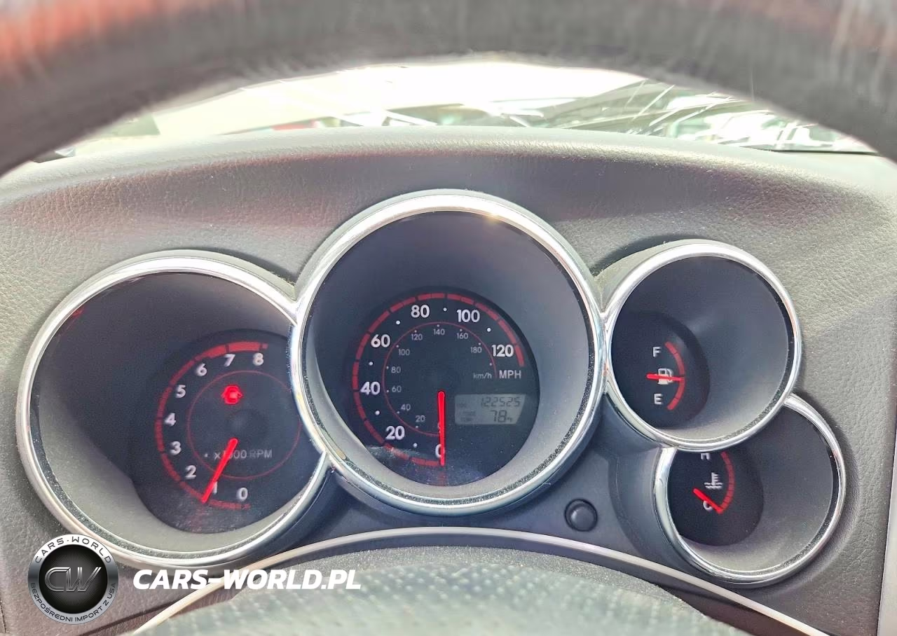 2008 Pontiac Vibe VIN:5Y2SL65858Z414867 - 9