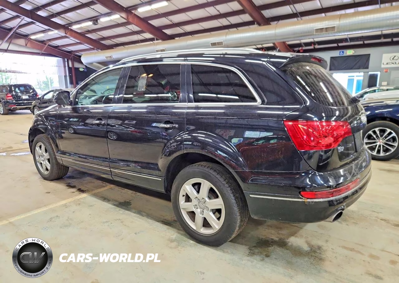 2015 Audi Q7 Premium Plus VIN:WA1LGAFE8FD020011 - 2