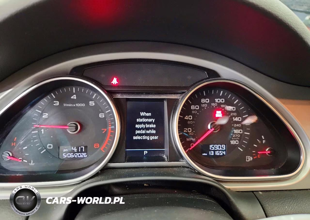 2015 Audi Q7 Premium Plus VIN:WA1LGAFE8FD020011 - 9
