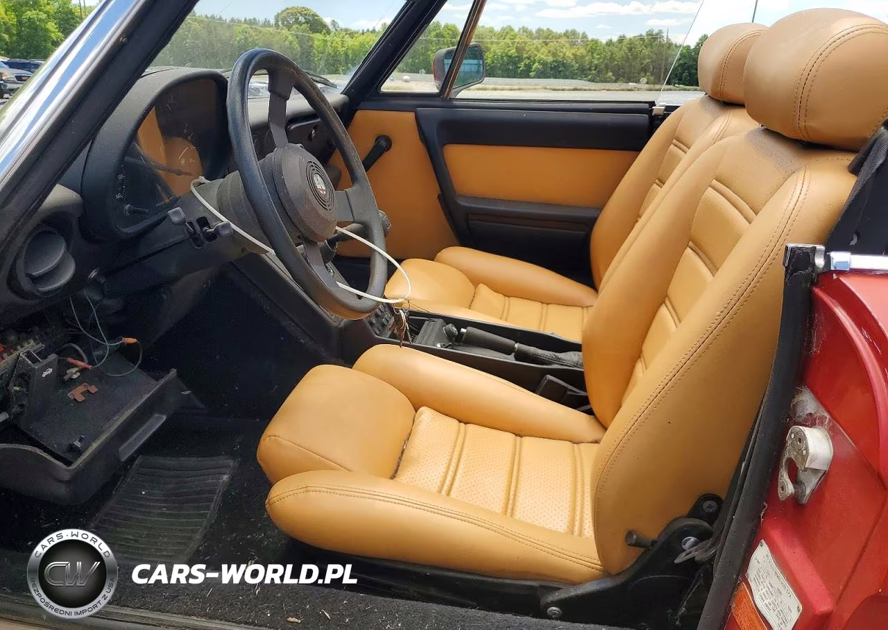 1986 Alfa Romeo Veloce 2000 Spider VIN:ZARBA5415G1038128 - 7
