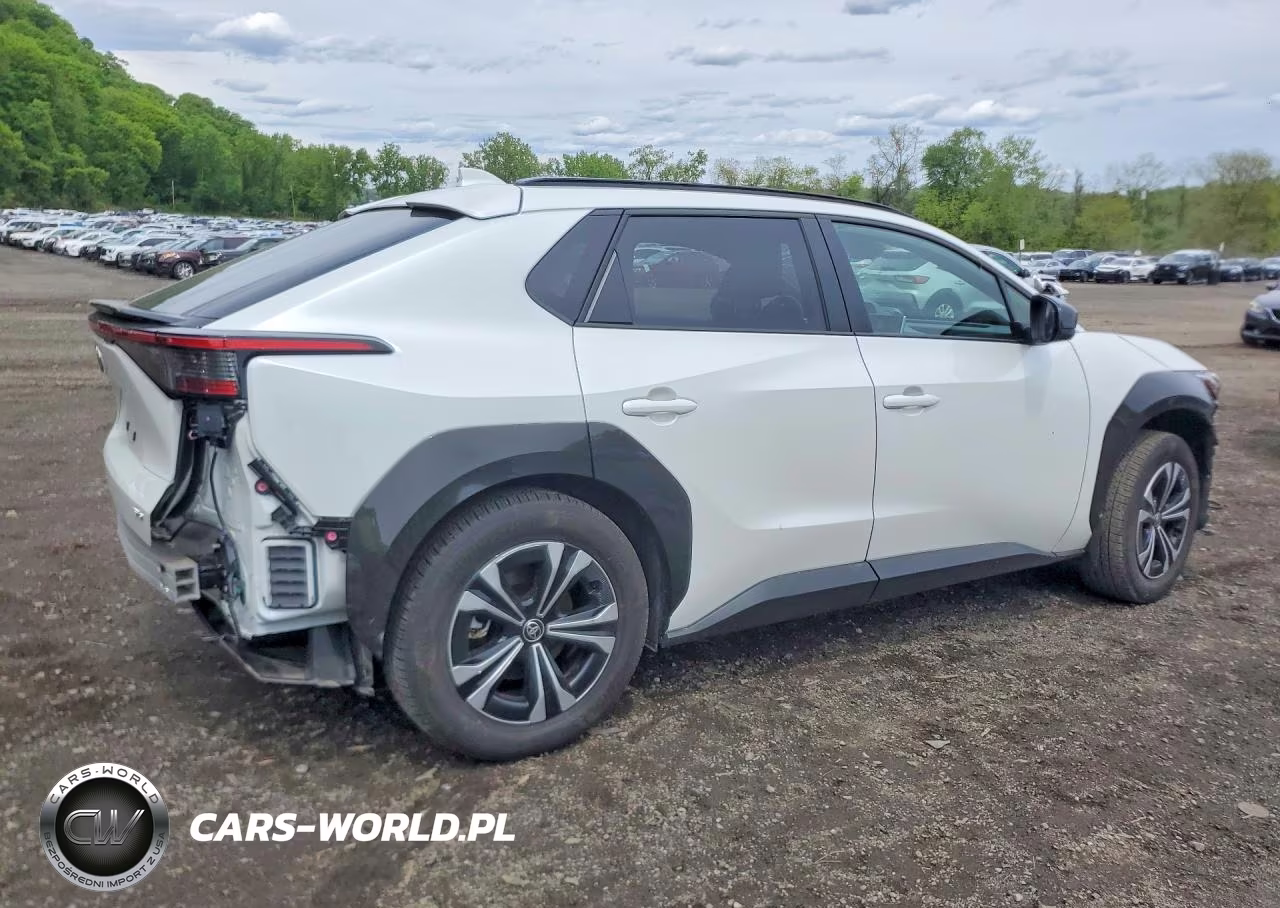 2024 Toyota Bz4X Xle VIN:JTMABACA3RA075663 - 3