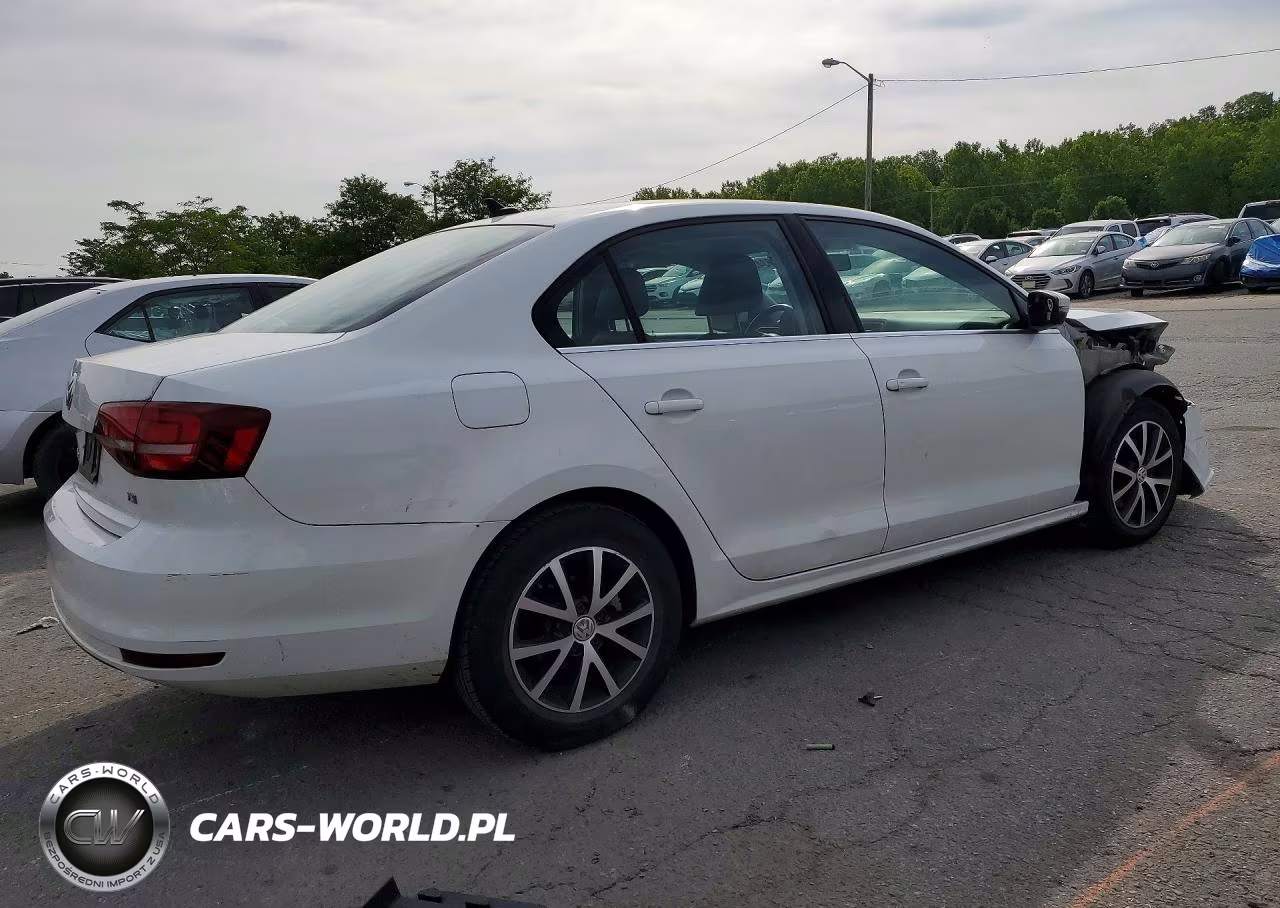 2018 Volkswagen Jetta Se VIN:3VWB67AJ2JM204317 - 3
