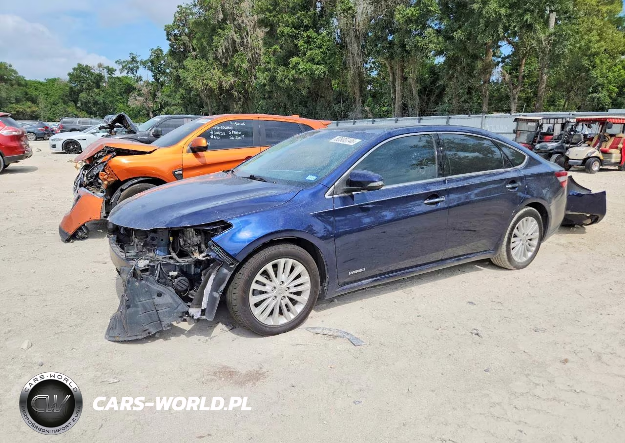 2013 Toyota Avalon Hybrid Limited