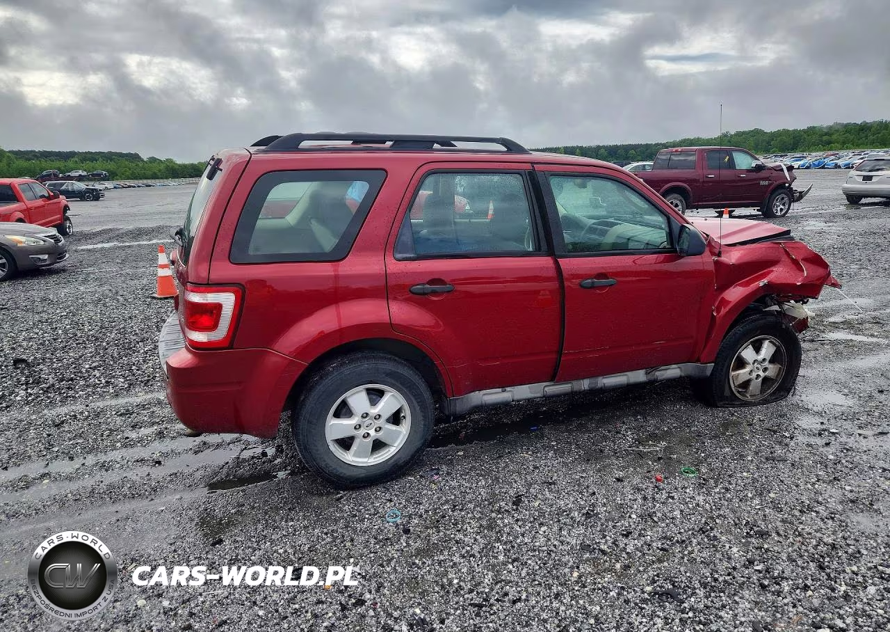 2009 Ford Escape Xls VIN:1FMCU92749KB70374 - 3