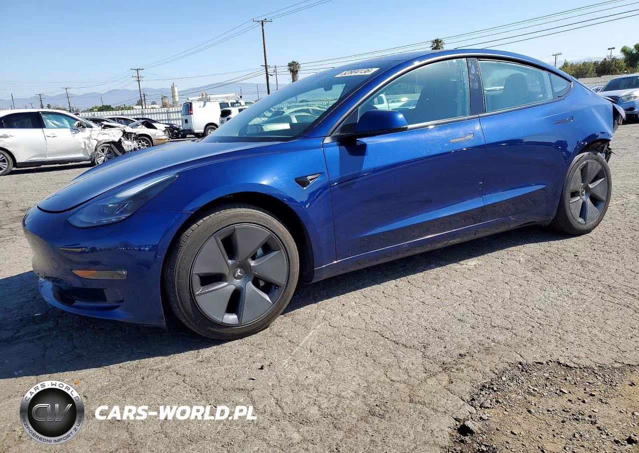 2021 Tesla Model 3 – zdjęcie 1 z 12