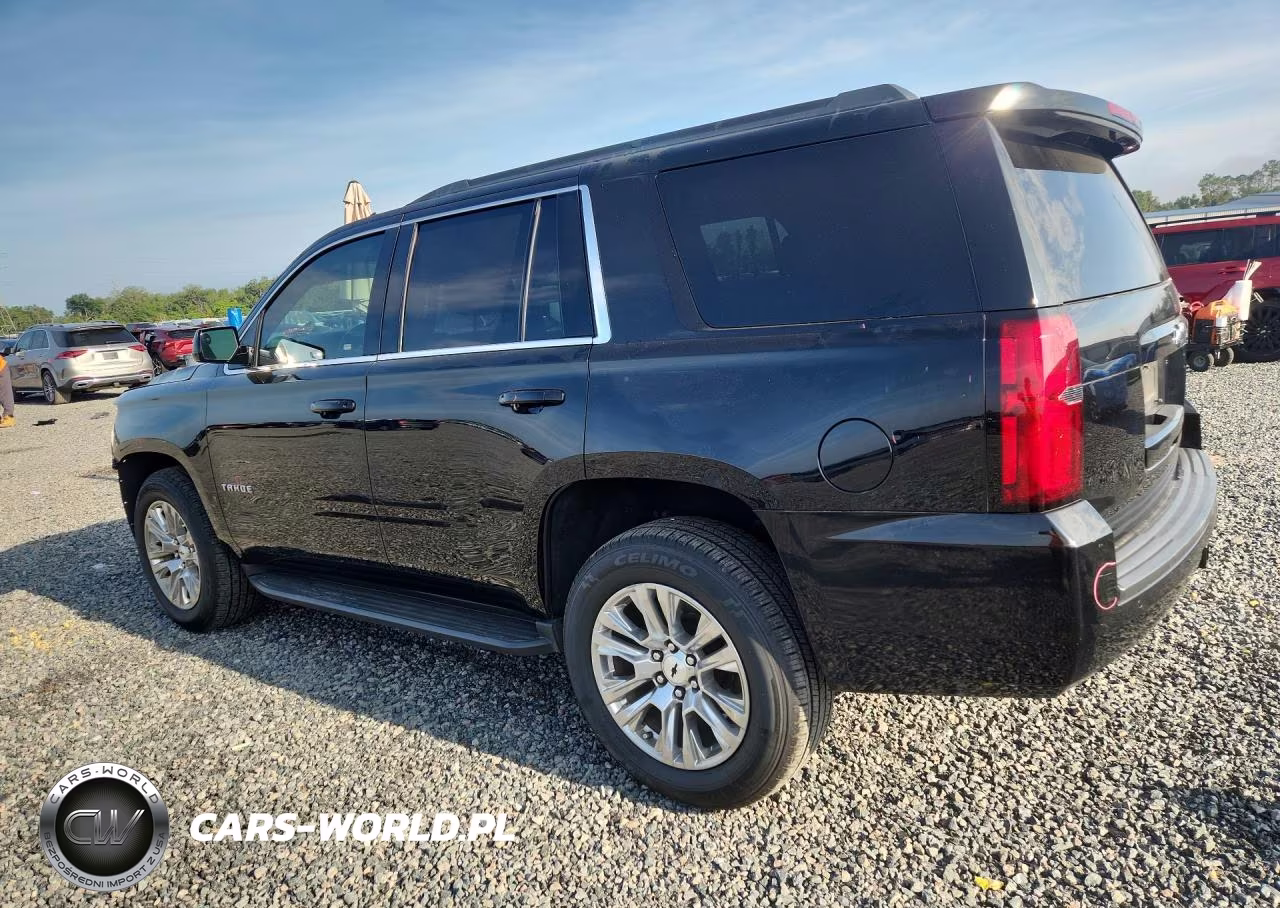 2017 Chevrolet Tahoe C1500 Lt VIN:1GNSCBKC2HR120688 - 2