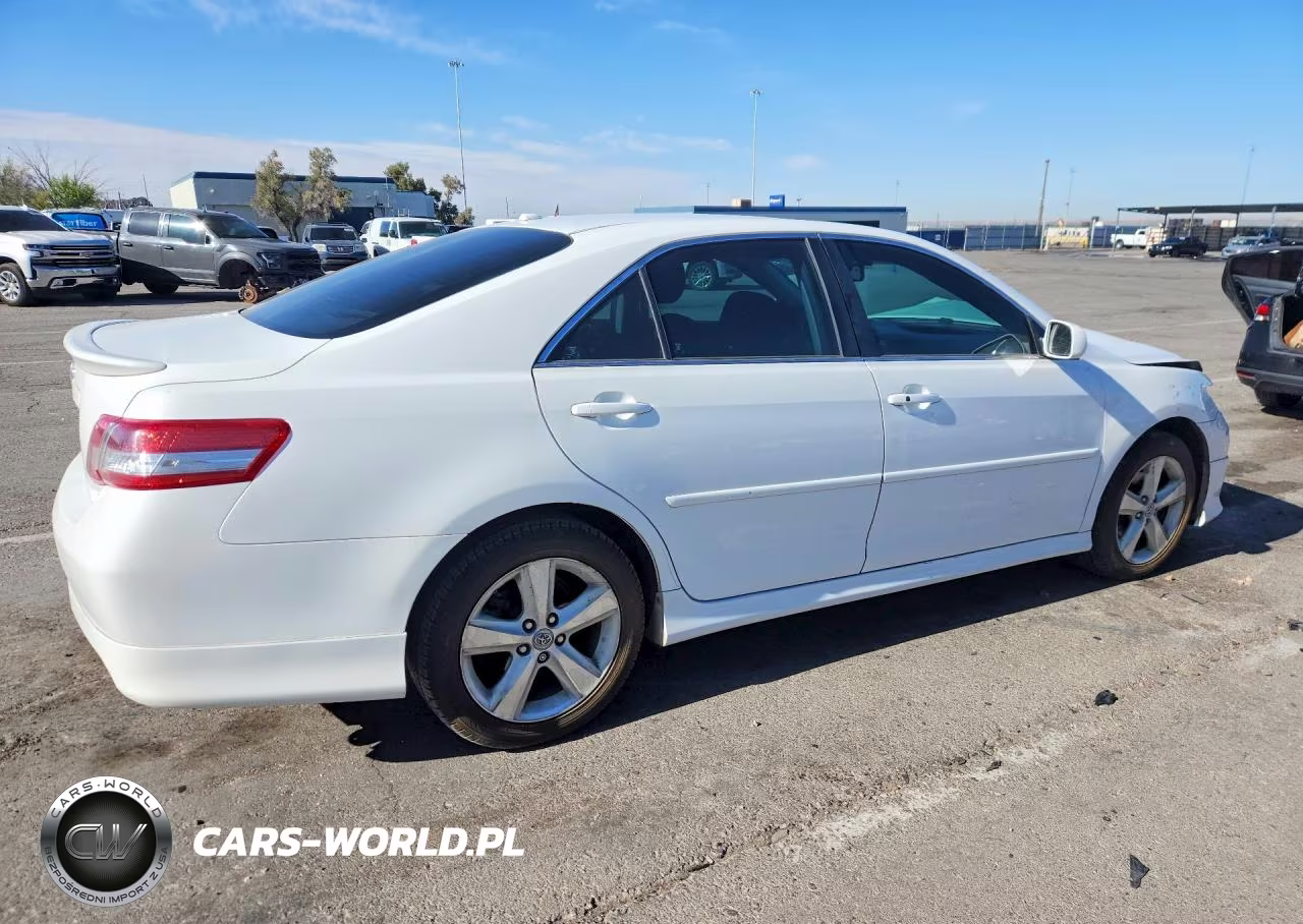 2011 Toyota Camry Se V6 VIN:4T1BK3EK7BU631639 - 3