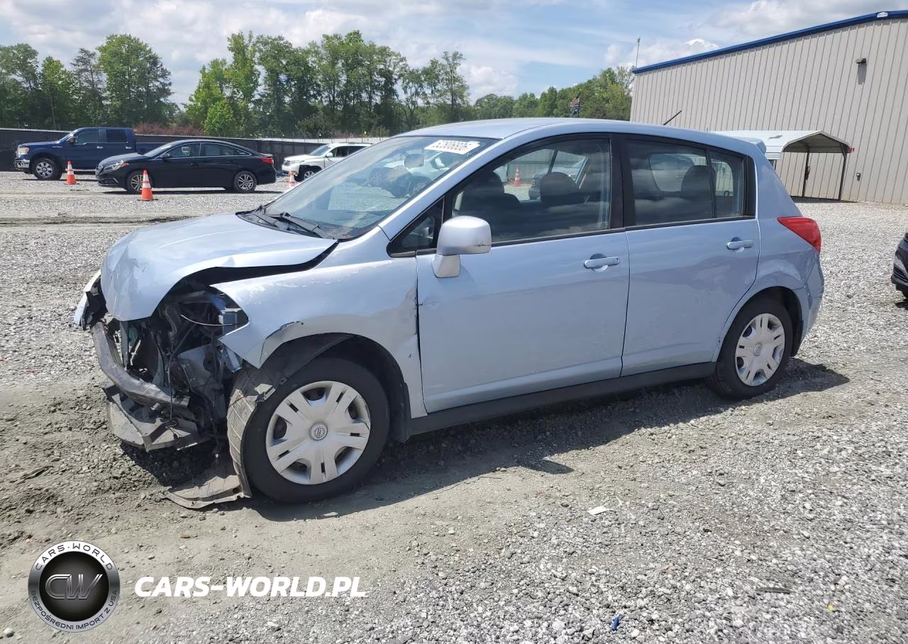 2011 Nissan Versa 1.8 S