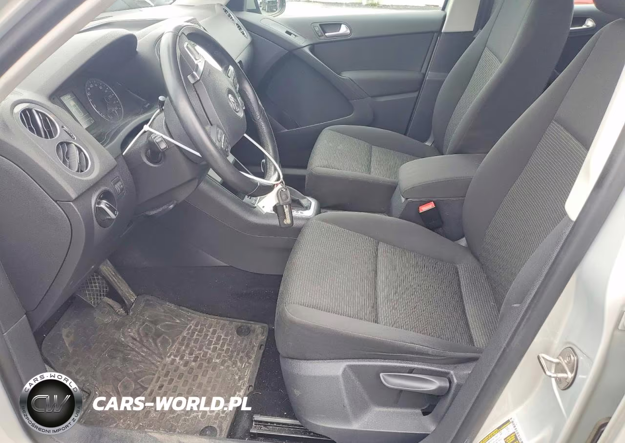 2013 Volkswagen Tiguan S VIN:WVGBV7AX3DW537815 - 7