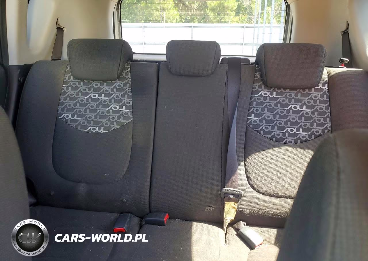 2010 Kia Soul + VIN:KNDJT2A29A7032932 - 10