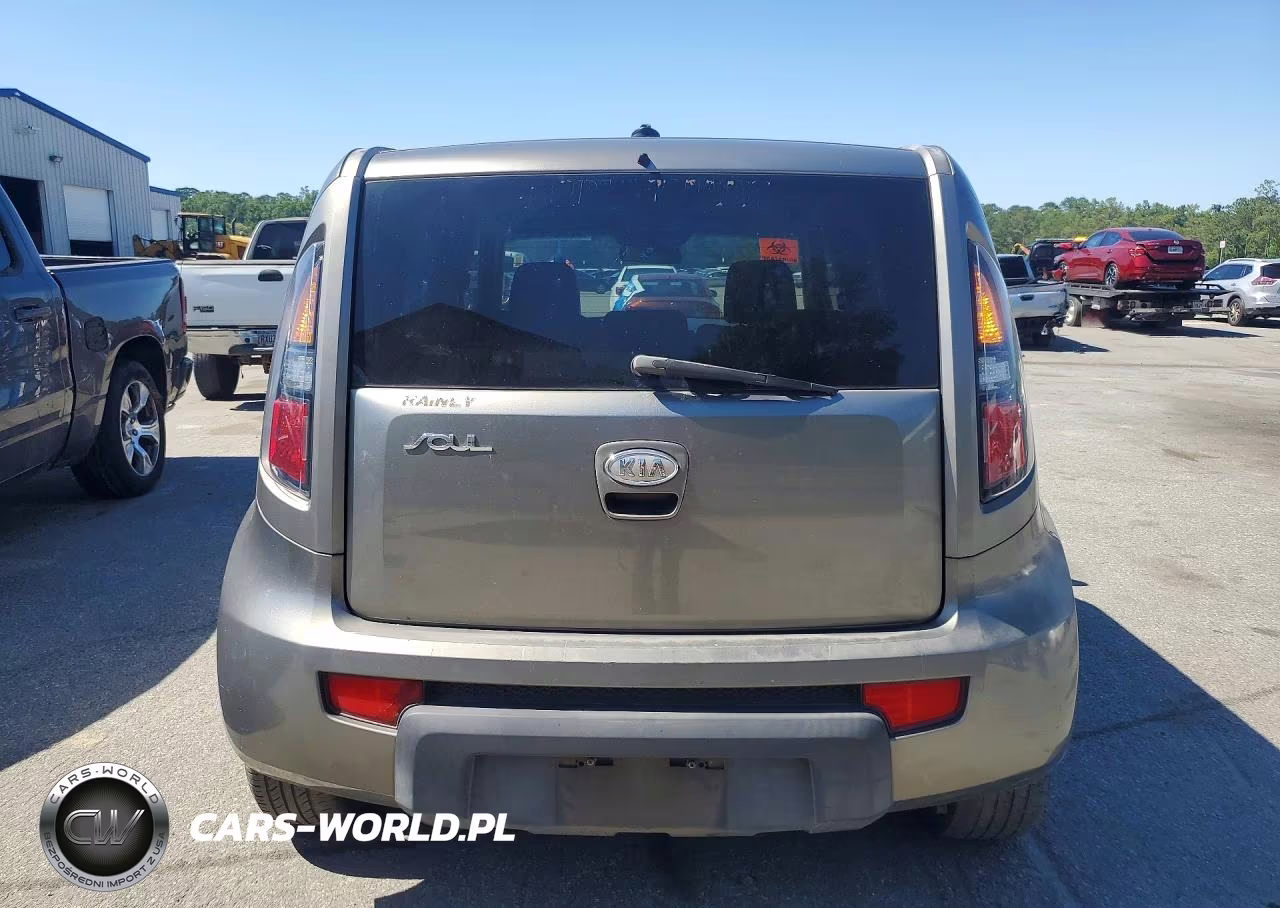 2010 Kia Soul + VIN:KNDJT2A29A7032932 - 6