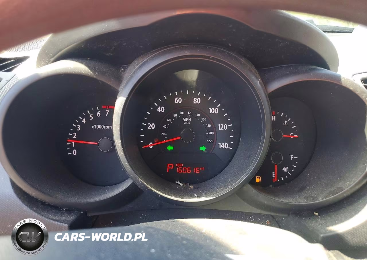 2010 Kia Soul + VIN:KNDJT2A29A7032932 - 9