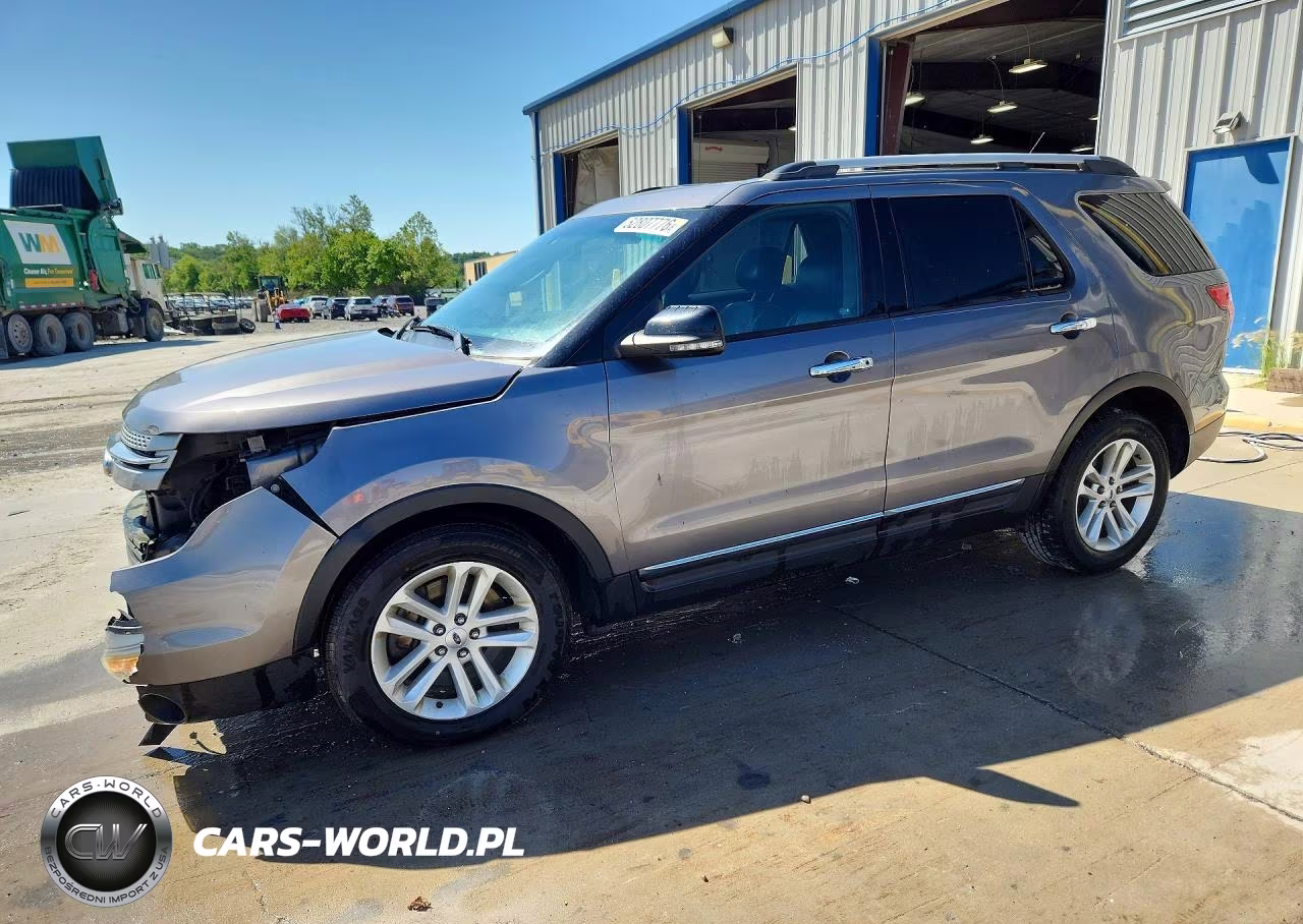 2013 Ford Explorer Xlt – zdjęcie 1 z 12