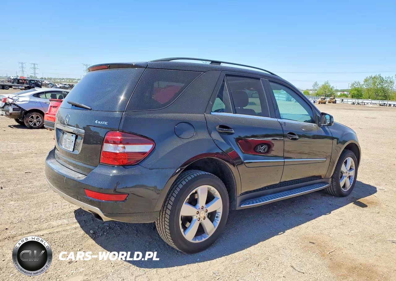 2011 Mercedes-Benz Ml 350 4Matic VIN:4JGBB8GB8BA697743 - 3