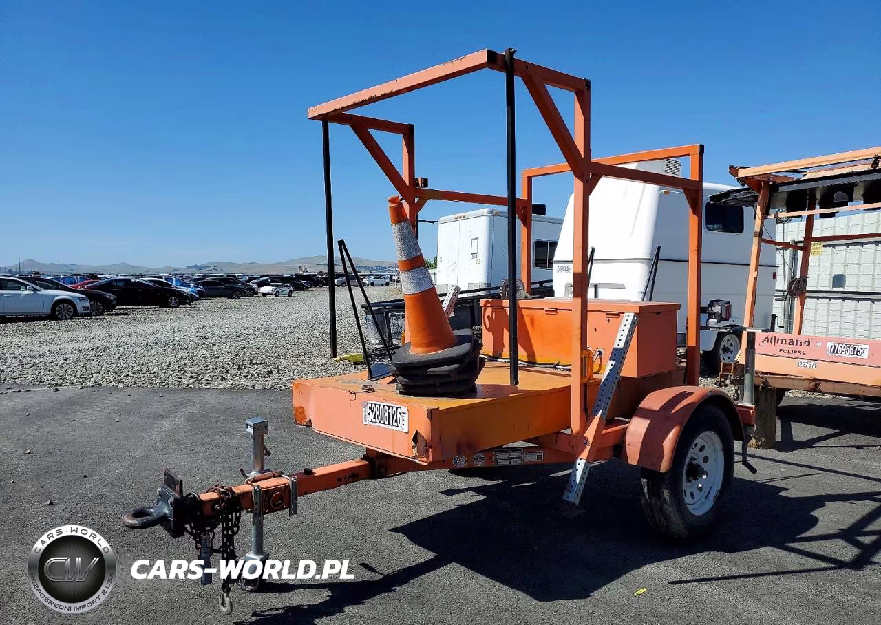 2014 Team Fenex Arrow Board Trailer VIN:1T9US0614ES054063 - 2