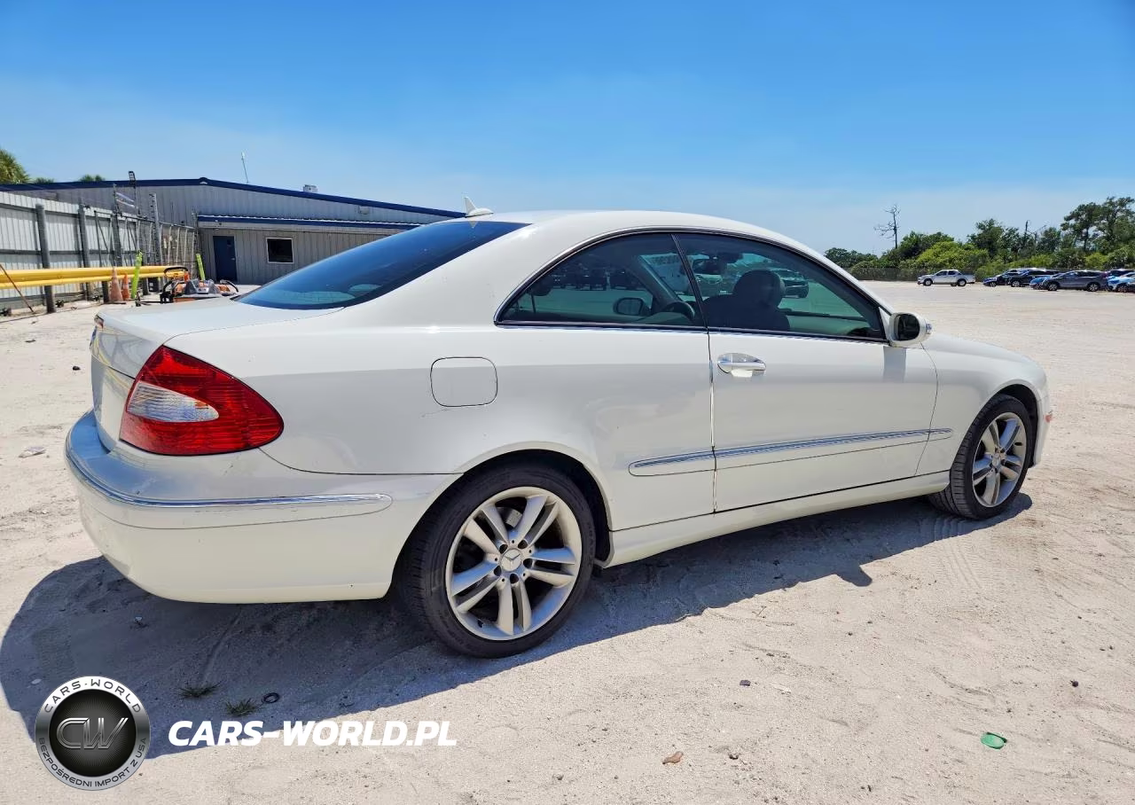 2007 Mercedes Benz Clk VIN:WDBTJ56HX7F220546 - 3