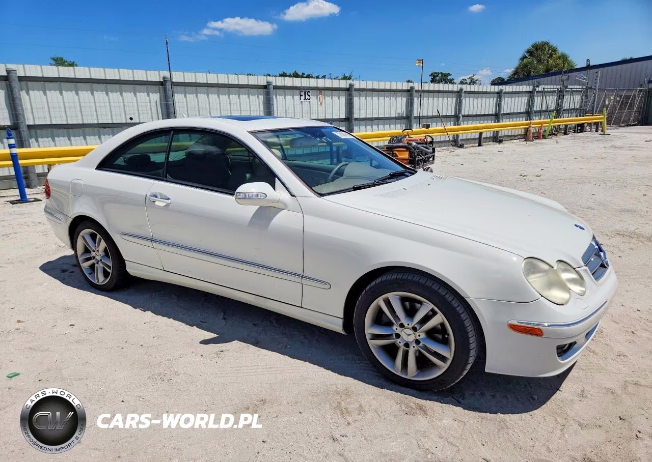 2007 Mercedes Benz Clk VIN:WDBTJ56HX7F220546 - 4