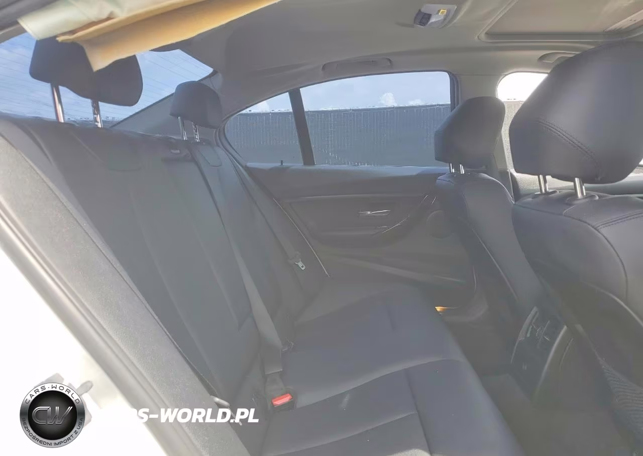 2015 BMW 328 I VIN:WBA3A5G59FNS84052 - 10