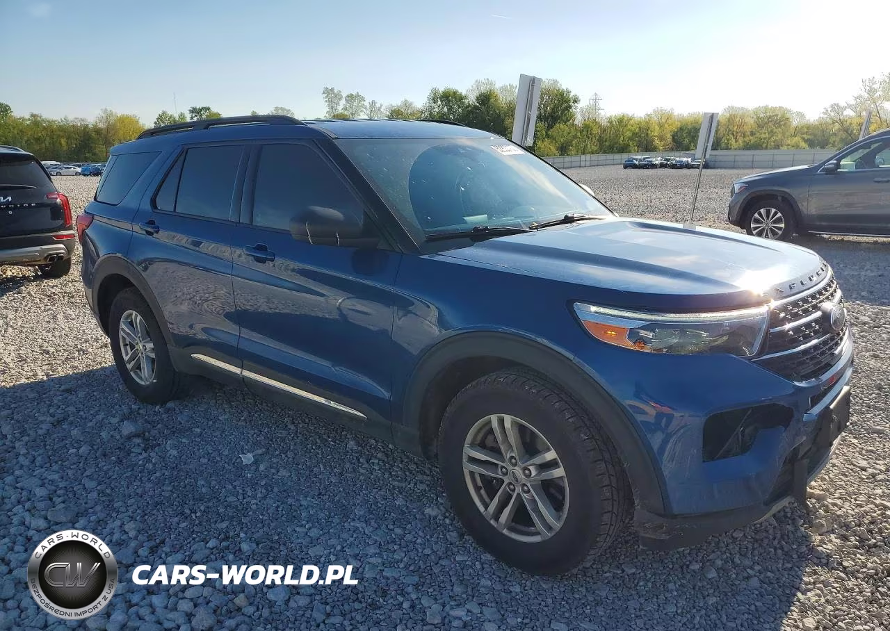 2020 Ford Explorer Xlt VIN:1FMSK8DH1LGB00200 - 4