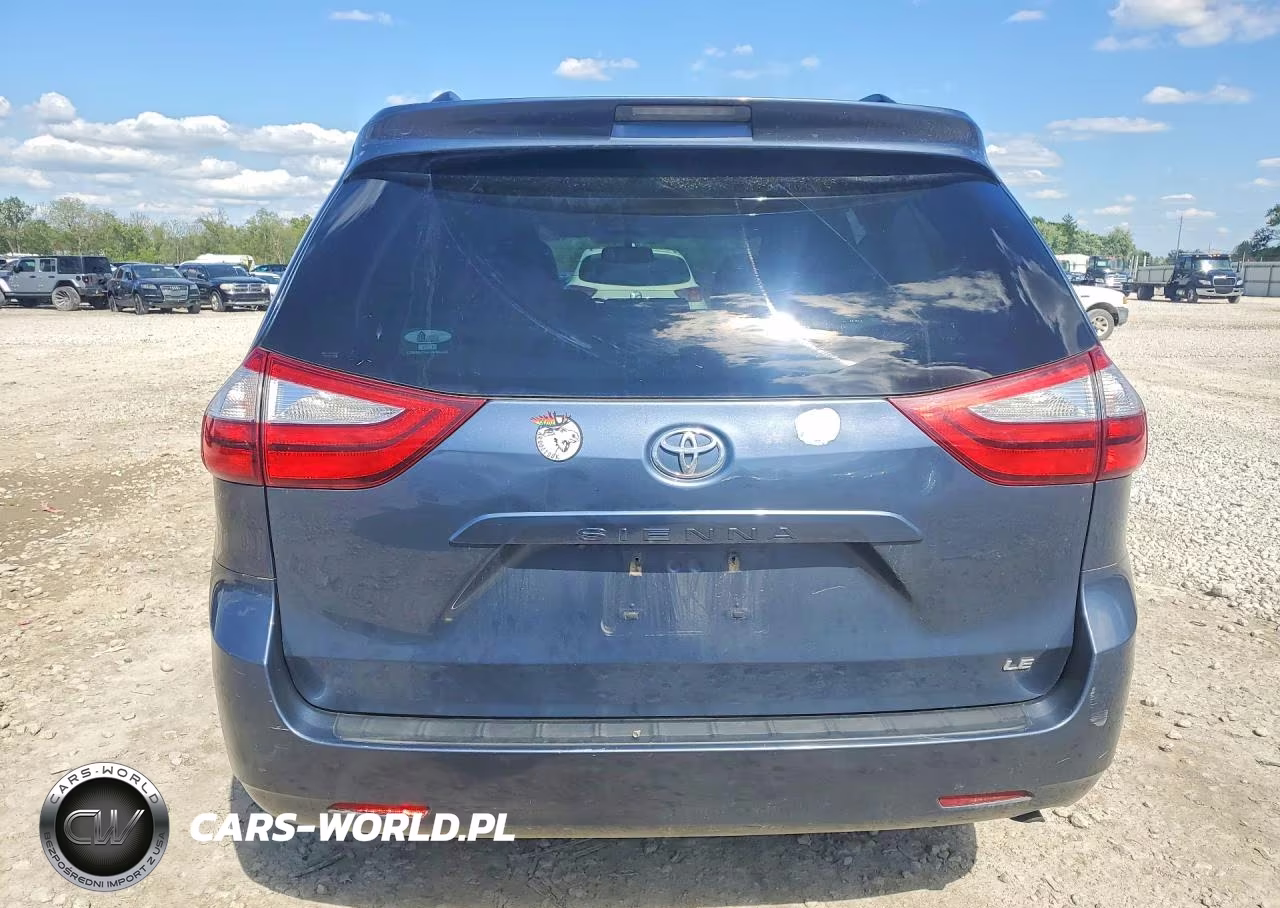 2017 Toyota Sienna Le VIN:5TDKZ3DC1HS821282 - 6