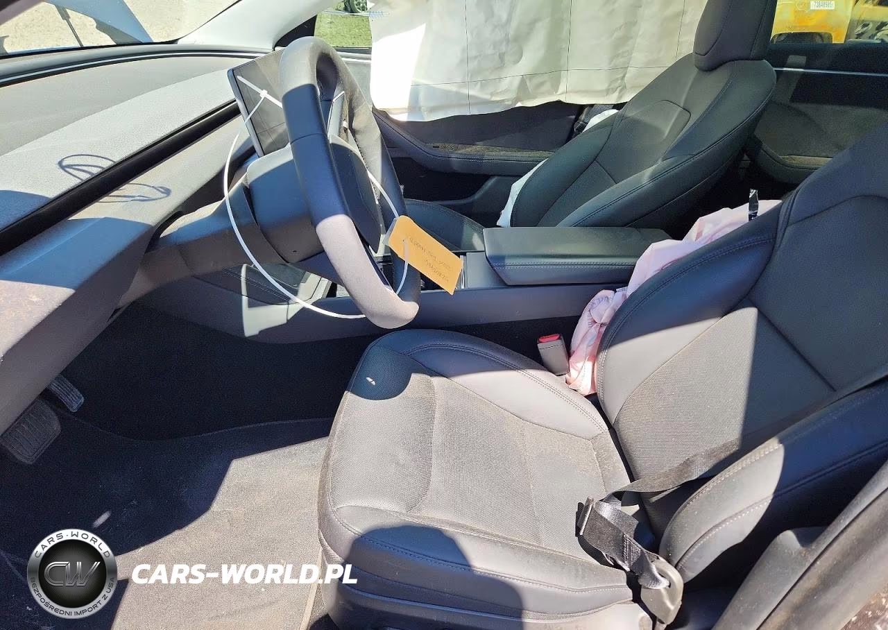 2024 Tesla Model 3 VIN:5YJ3E1EB1RF829740 - 7
