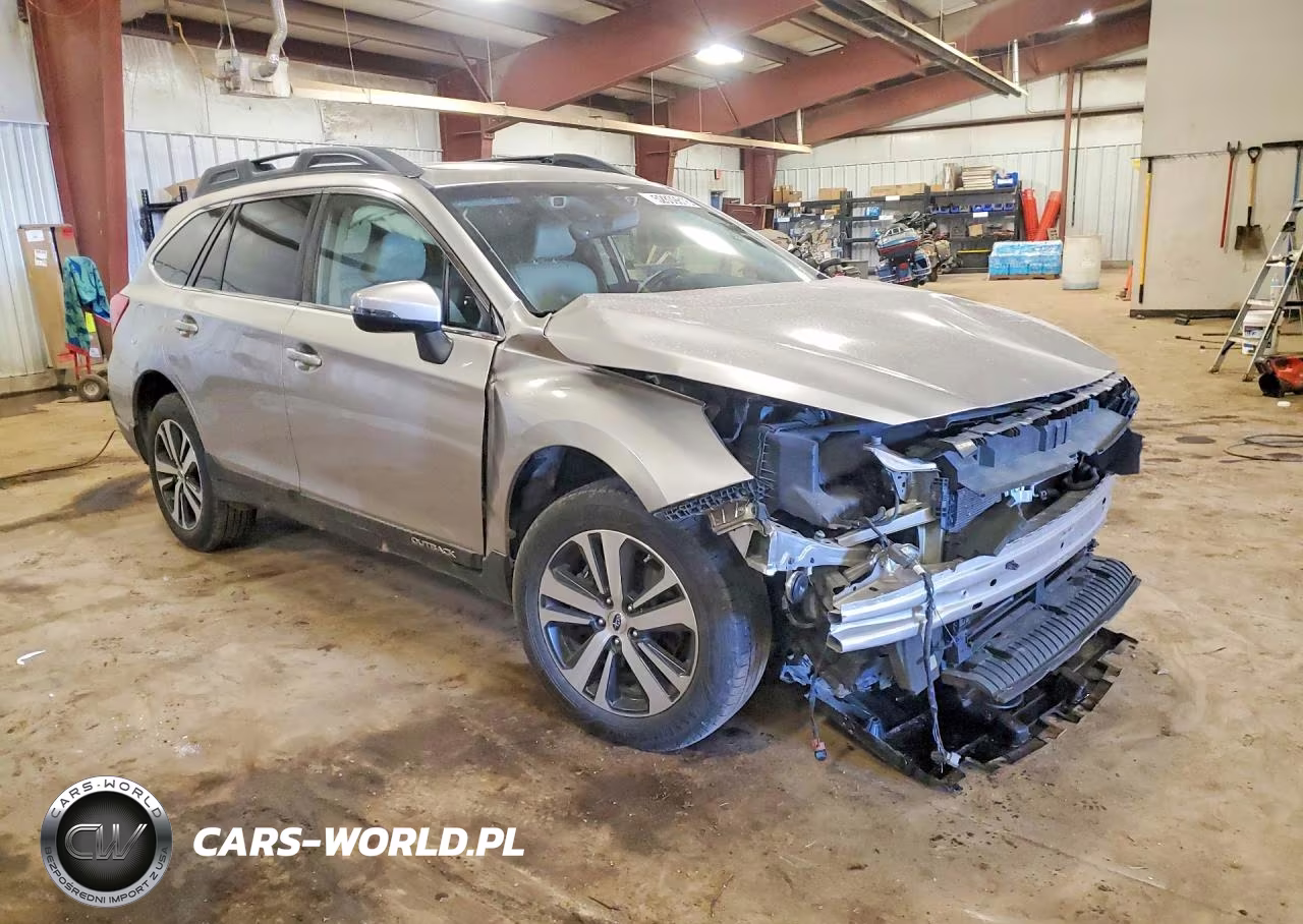 2018 Subaru Outback 2.5I Limited VIN:4S4BSANC4J3362839 - 4