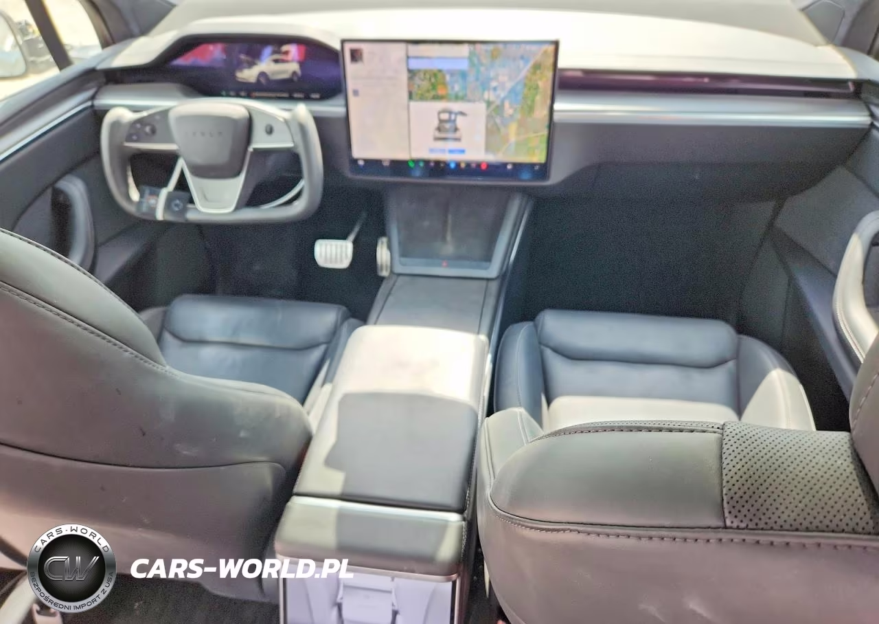 2024 Tesla Model X VIN:7SAXCBE60RF439361 - 8