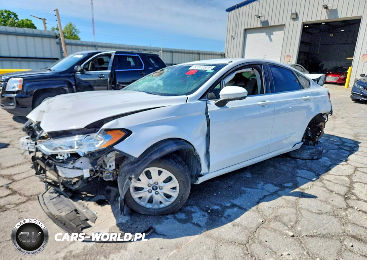 2019 Ford Fusion S – zdjęcie 1 z 12