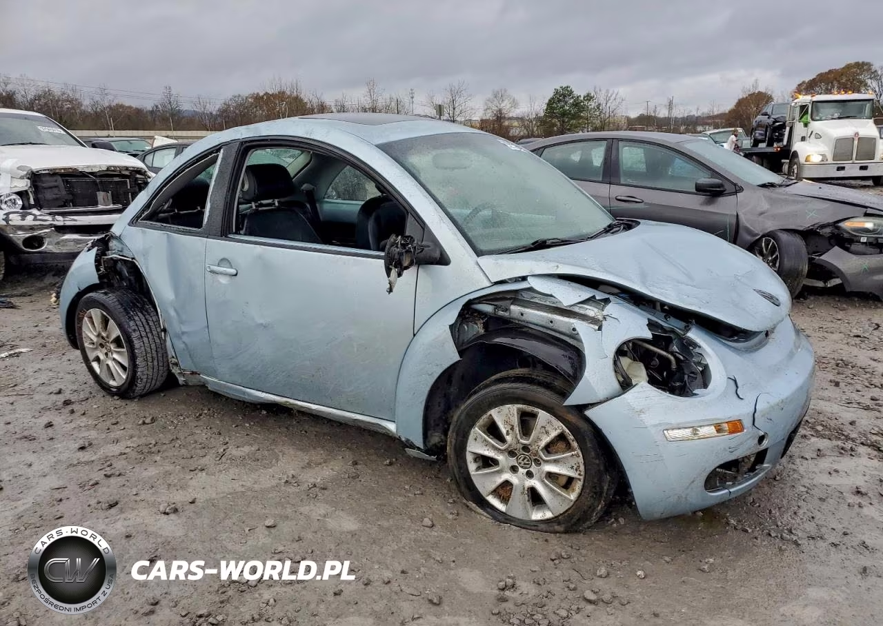 2010 Volkswagen New Beetle VIN:3VWRG3AG8AM035056 - 4