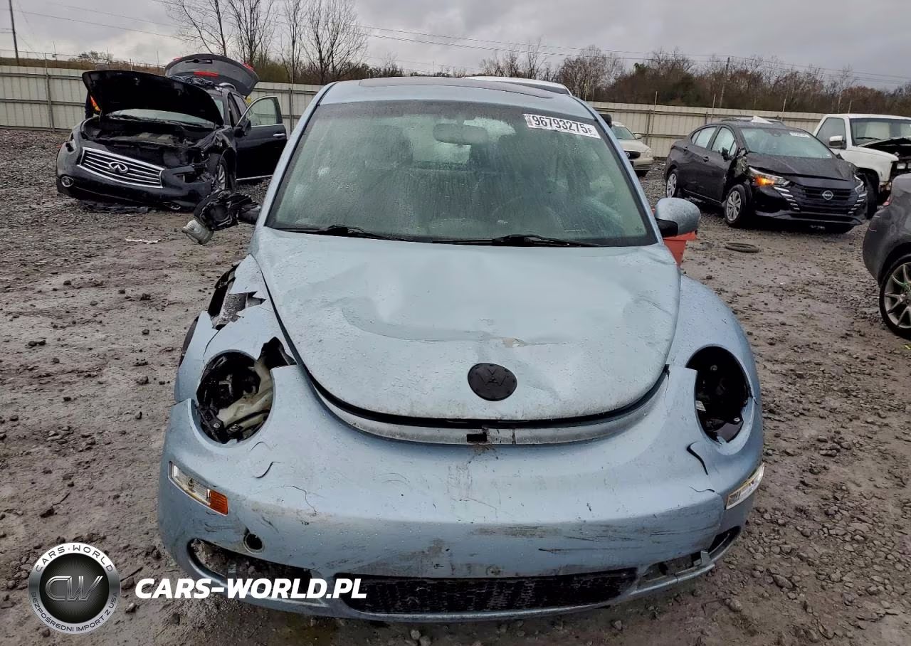 2010 Volkswagen New Beetle VIN:3VWRG3AG8AM035056 - 5