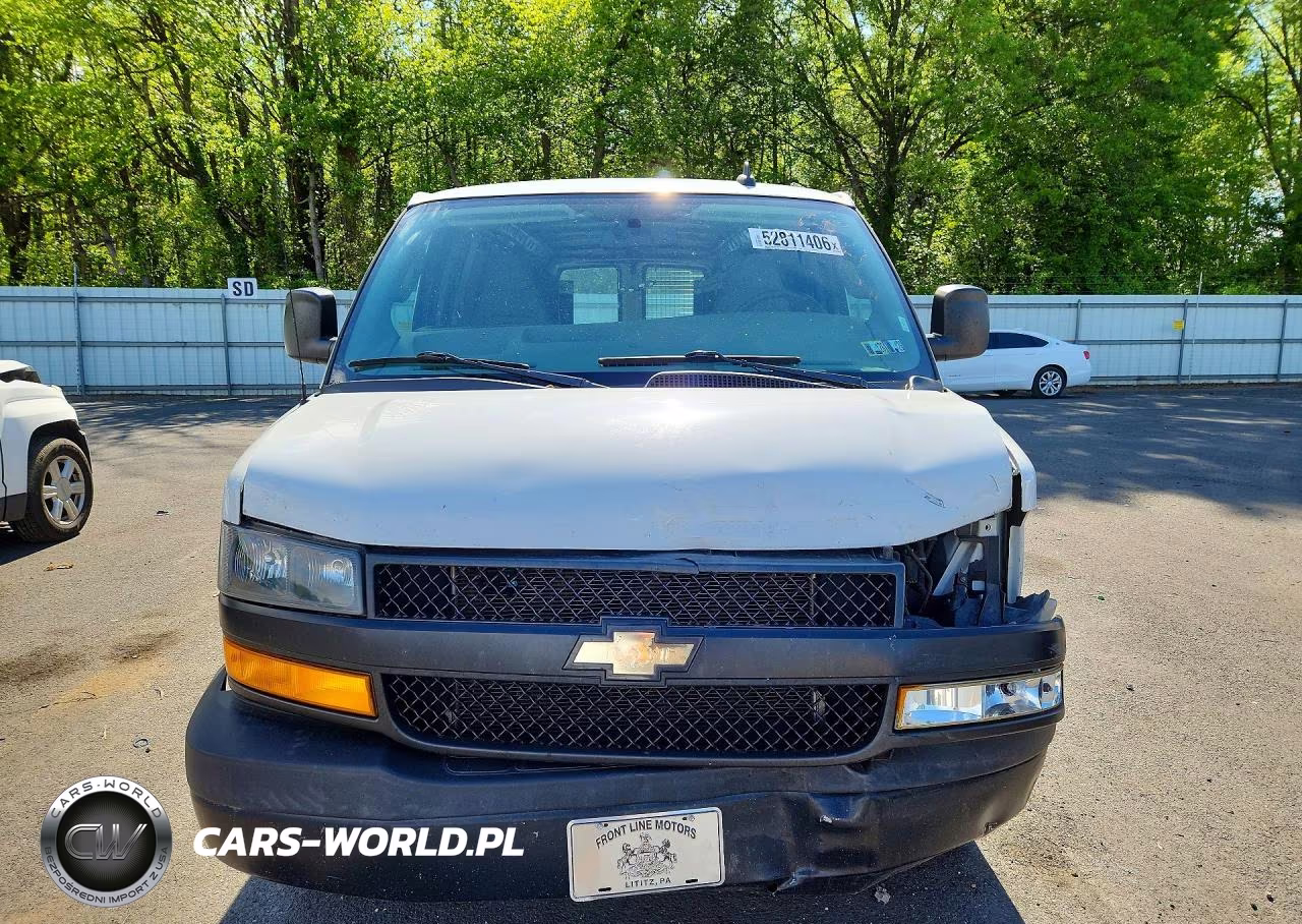 2018 Chevrolet Express G2500 VIN:1GCWGBFP2J1263978 - 5