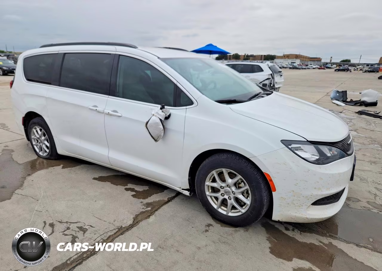 2021 Chrysler Voyager Lxi VIN:2C4RC1DG4MR547389 - 4
