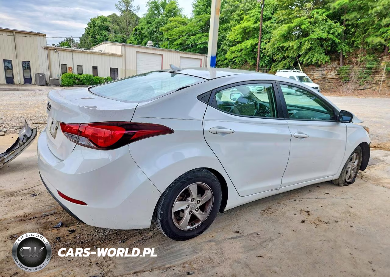 2015 Hyundai Elantra Se VIN:5NPDH4AE5FH640907 - 3