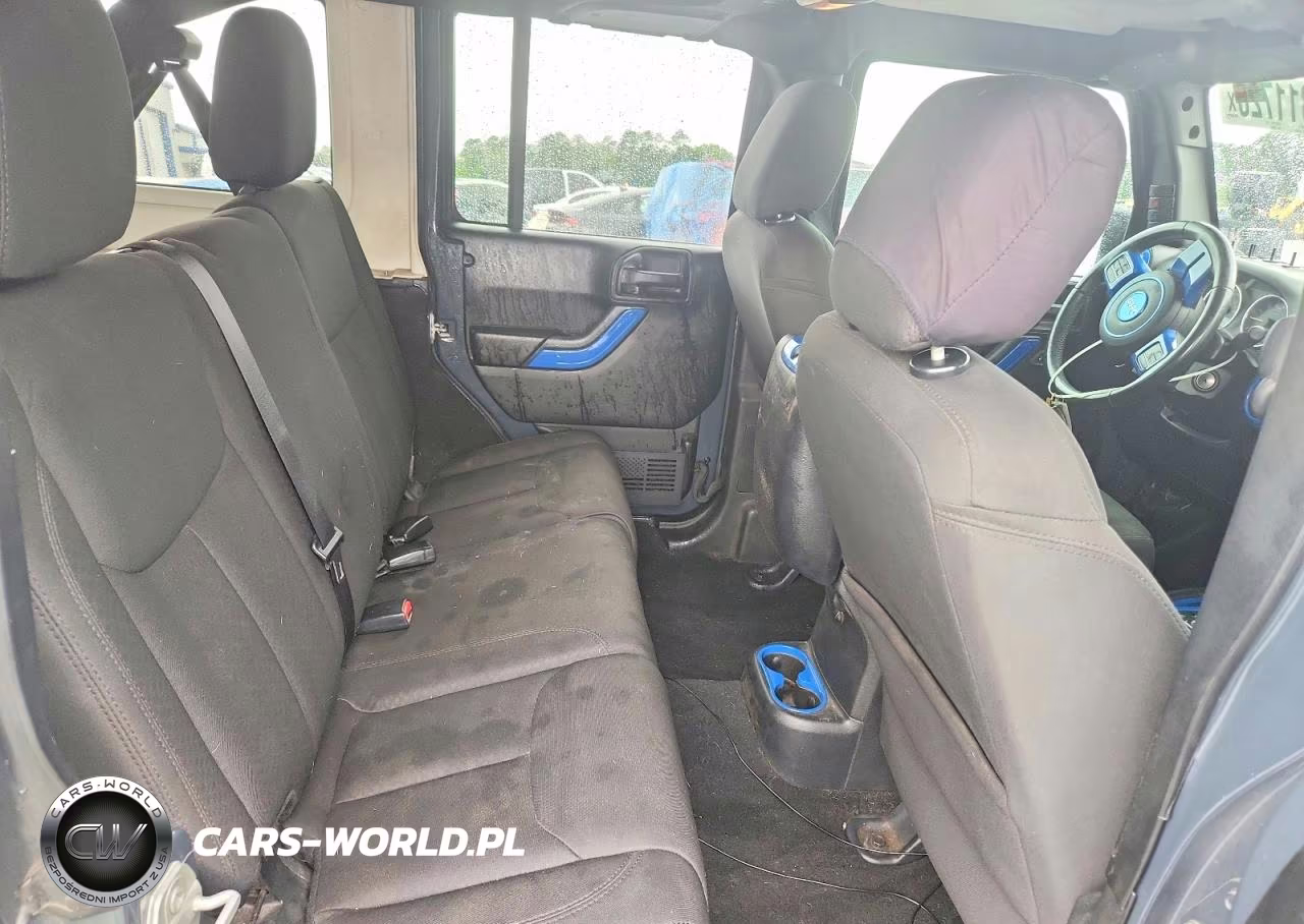 2016 Jeep Wrangler Unlimited Sport VIN:1C4BJWDG0GL266644 - 11