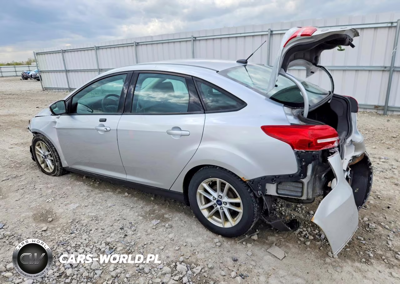 2015 Ford Focus Se VIN:1FADP3F27FL209580 - 2