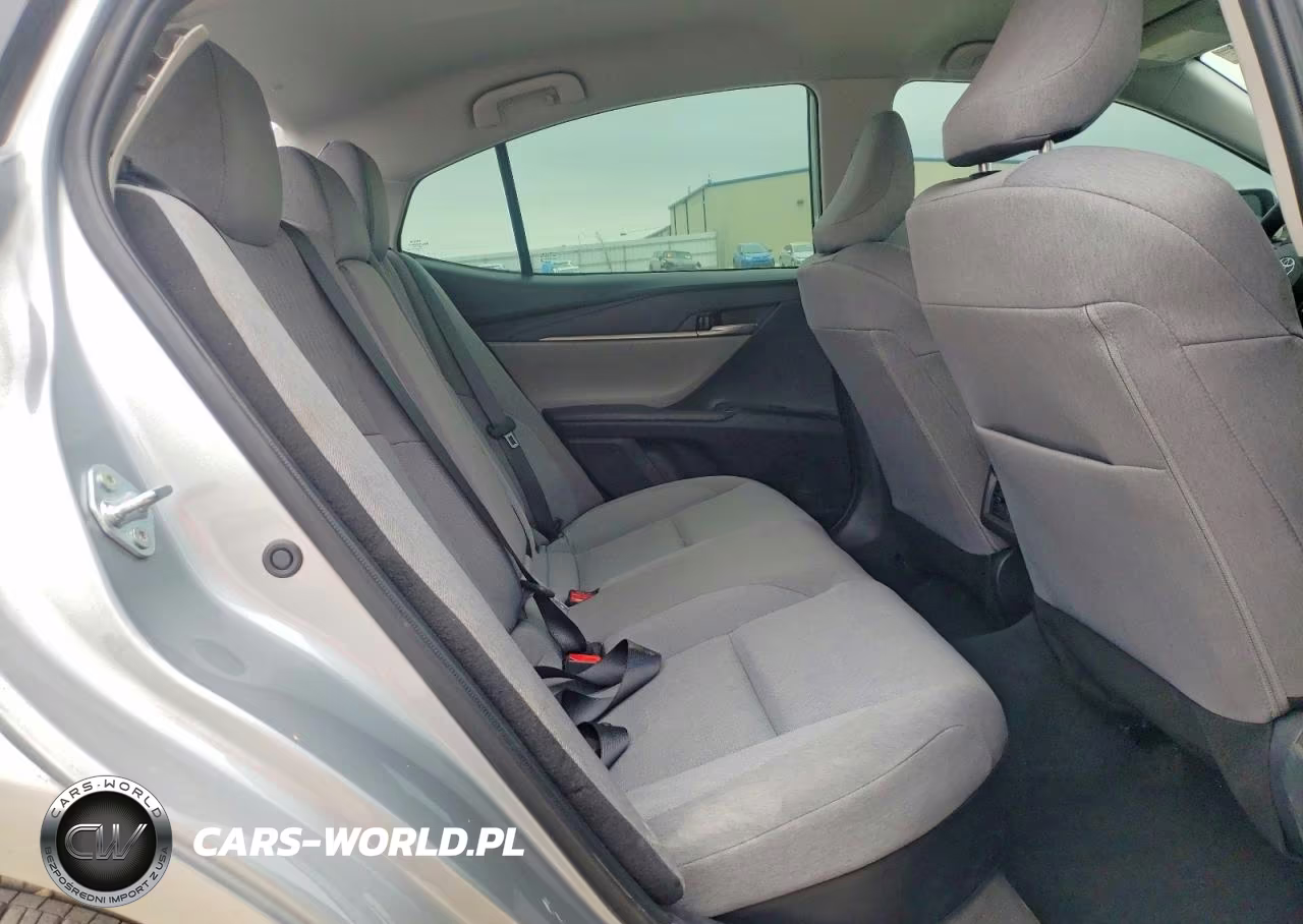 2025 Toyota Camry VIN:4T1DAACK5SU190127 - 10
