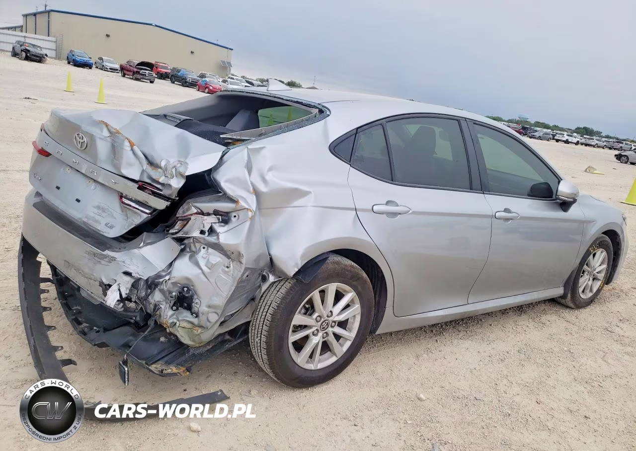 2025 Toyota Camry VIN:4T1DAACK5SU190127 - 3