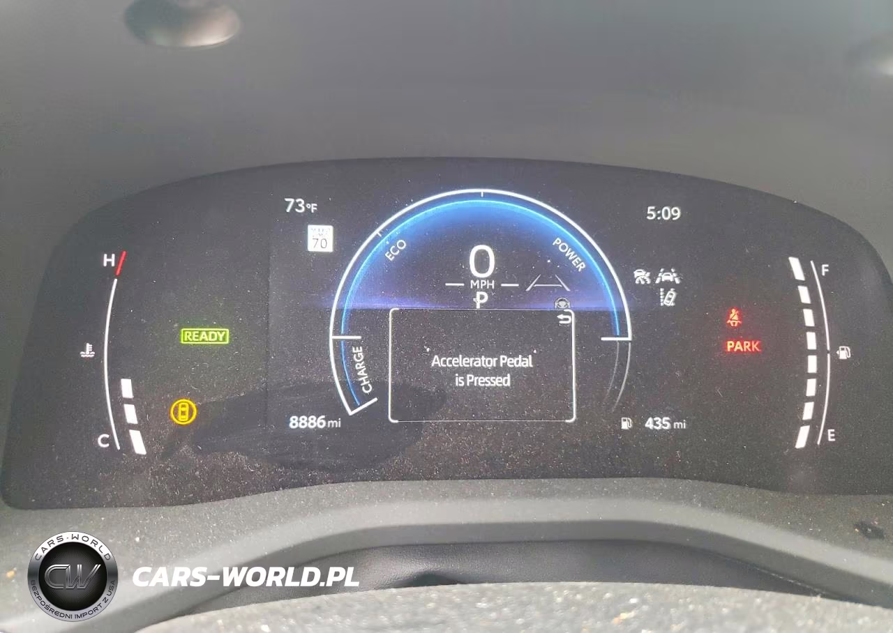 2025 Toyota Camry VIN:4T1DAACK5SU190127 - 9