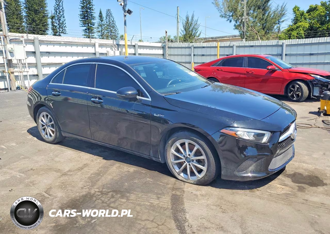 2019 Mercedes-Benz A 220 VIN:WDD3G4EB9KW019307 - 4