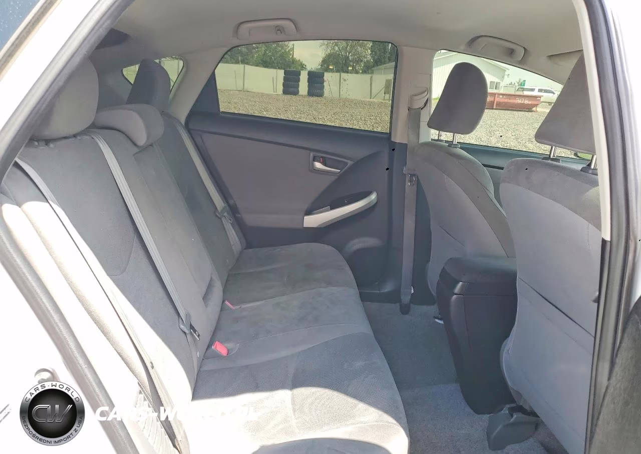 2012 Toyota Prius Two VIN:JTDKN3DU8C5427152 - 10