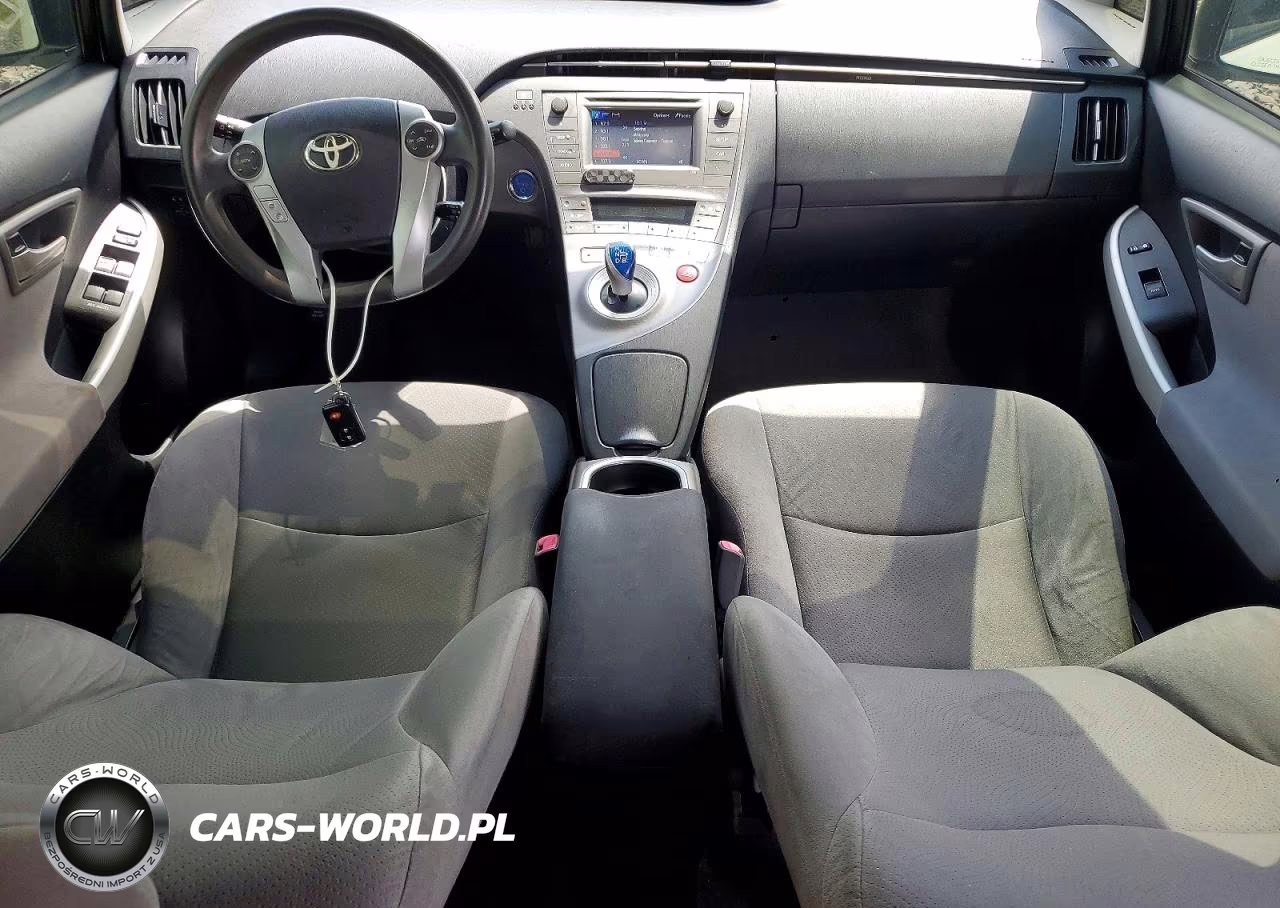 2012 Toyota Prius Two VIN:JTDKN3DU8C5427152 - 8