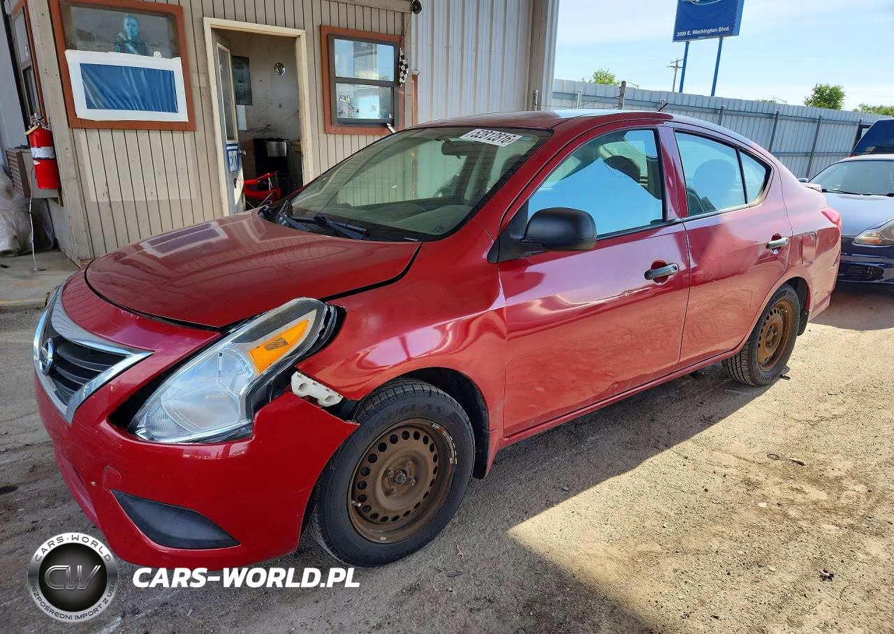 2015 Nissan Versa 1.6 S Plus