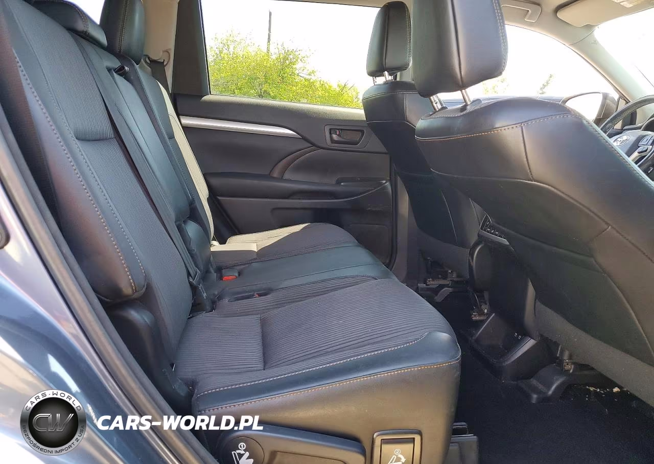 2017 Toyota Highlander Le Plus VIN:5TDBZRFH2HS427947 - 11