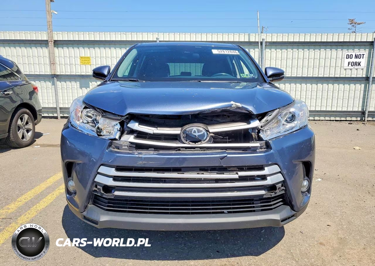 2017 Toyota Highlander Le Plus VIN:5TDBZRFH2HS427947 - 5