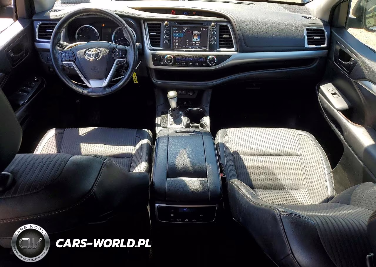 2017 Toyota Highlander Le Plus VIN:5TDBZRFH2HS427947 - 8